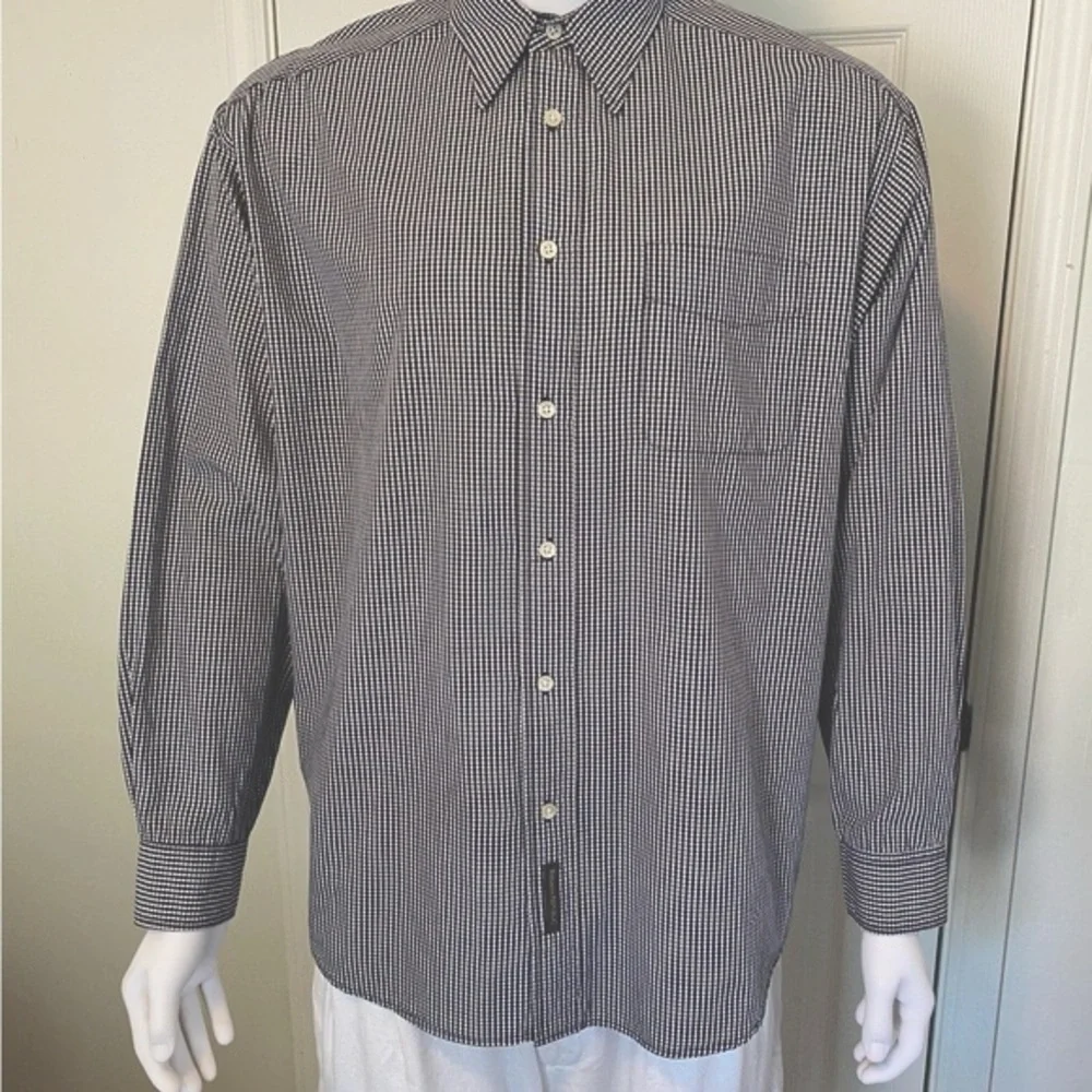 Banana Republic Gingham Button Up Shirt
